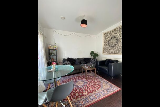 4 Bed Terraced House, Gainsborough Rd, L15 - Photo 1