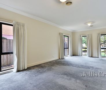 6 Knightsbridge Court, Glen Waverley - Photo 4