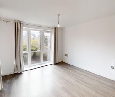 Cyber Avenue, Oakgrove, Milton Keynes, MK10 - Photo 5