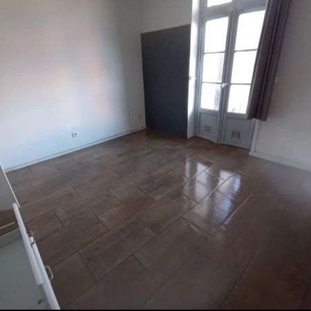 Location Appartement 3 pièces 85 m2 à Béziers - Photo 3