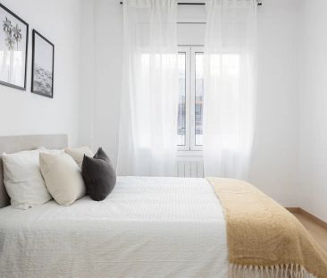 Room in a shared 4-bedroom apartment for rent in Sant Antoni - Photo 6