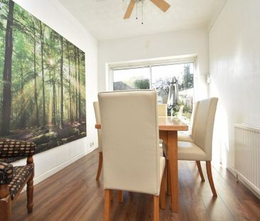 3 bedroom terraced house to rent - Photo 3