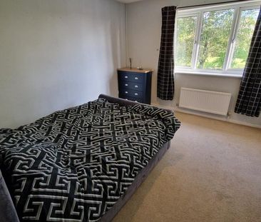 2 bedroom semi-detached house to rent - Photo 2