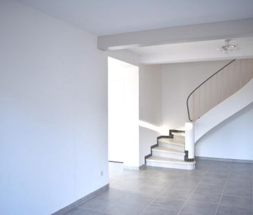 Location Maison 5 pièces 109m² ST NAZAIRE D AUDE 11120 - Photo 5