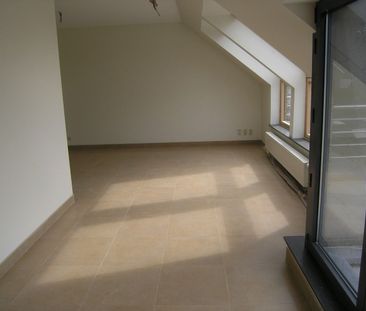 Te huur: Ruim appartement met 2 slaapkamers - Foto 3