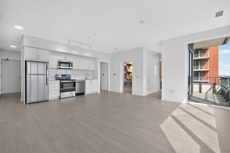 For Lease - 4010 Eglinton Avenue Unit# 1813, Toronto, Ontario - Photo 3