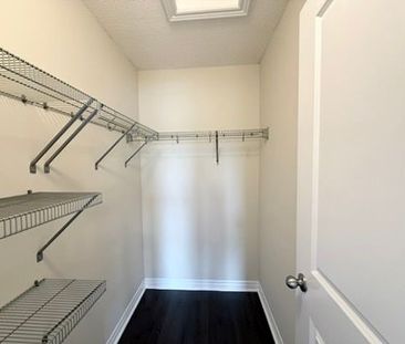 For Lease - 116 Finegan Circle, Brampton, Ontario - Photo 6