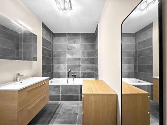 Appartement te huur - Photo 1