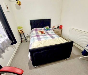 Middleton Park Avenue - Photo 3