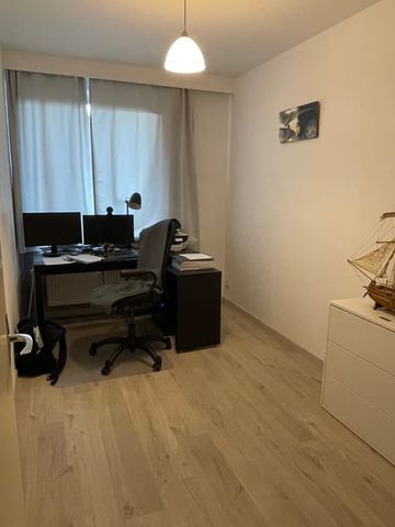 Appartement te huur - Foto 2