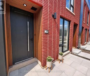 43 EVERETT COMMON — 1 Bedroom - Photo 1