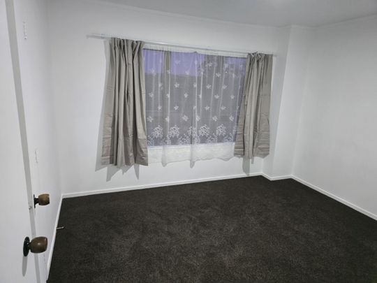 Unit 2, 113 Avenue Road, Otahuhu, Auckland - Photo 1