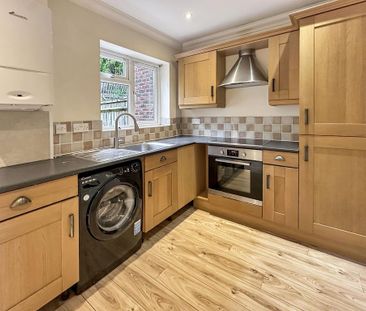 2 bedroom terraced house to rent - Photo 3