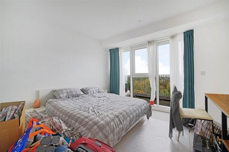 Ottley Drive, London - Photo 3