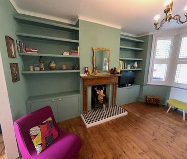 3 bedroom terraced house to rent - Photo 2