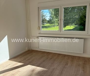 Attraktive 2-Raum-Wohnung mit Balkon und Fahrstuhl in guter Wohnlag... - Photo 2