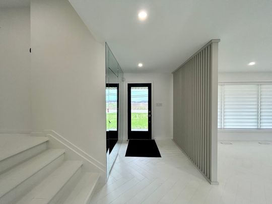 For Lease - 413 Queenston Road, Niagara-on-the-Lake, Ontario - Photo 1