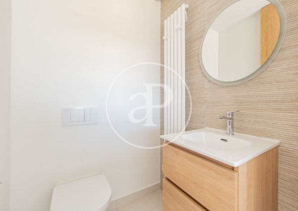 Triplex penthouse for rent in La Finca