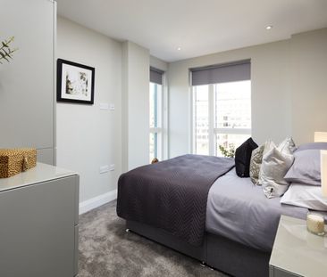 Flat to rent - St. Marks Road, Bromley, BR2 - Photo 4