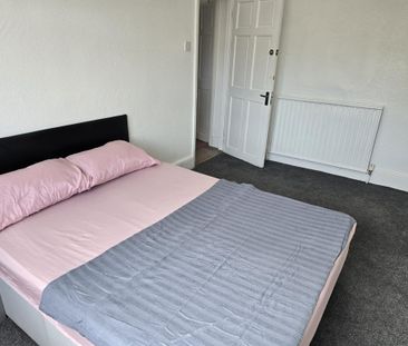 1 bedroom in a house share to rent - Photo 6