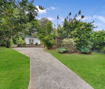 Charming Home in Palmwoods with Solar & Lawn Maintenance Included&e... - Photo 3