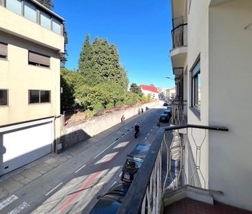 A 1 bedroom apartment with balconies, equipped and furnished, in S.... - Photo 6