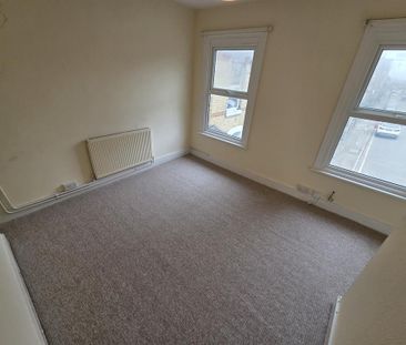 1 bedroom maisonette to rent - Photo 4
