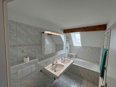 4 Zimmer, 105 m², 3. Stock - Photo 3