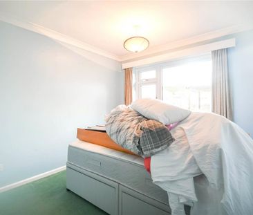 3 bedroom detached bungalow to rent - Photo 4