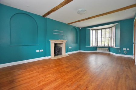 5 bedroom detached house to rent - Photo 2