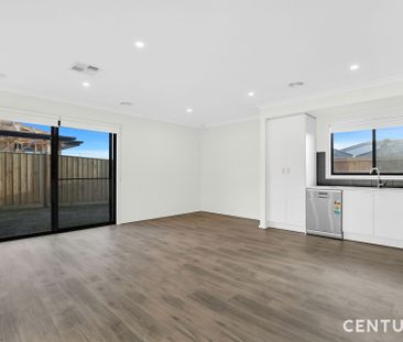 Perfect Family Home !! - Photo 3