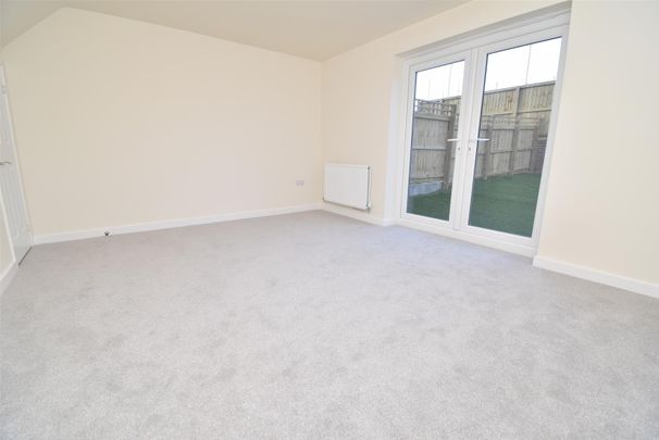 Yarn Crescent, Lupset, Wakefield - Photo 1