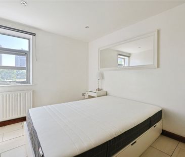 North Road, Brentford, TW8 0GJ - Photo 6