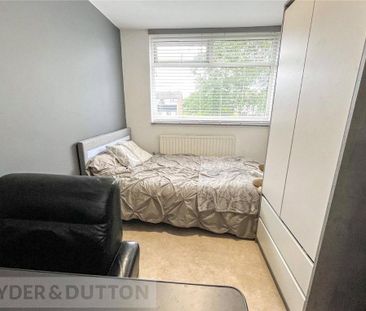 3 bedroom end of terrace house to rent - Photo 5