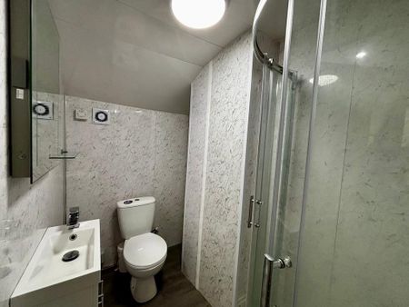 2 bedroom apartment to rent - Photo 4