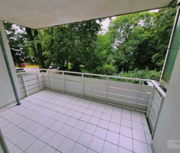 Stadtzentrale EG-Wohnung im Grünen, 3 Zimmer, großer Balkon - Foto 1