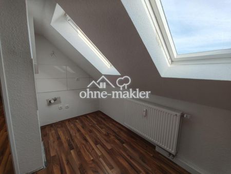 Sanierte 3,5 Zimmer DG Wohnung in Essen Frohnhausen 2. Etage - Foto 4