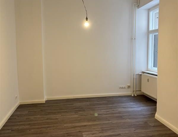 Attraktive Erdgeschosswohnung in zentraler Lage! - Photo 1