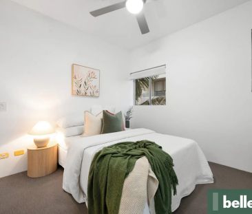 Fully furnished single room in a shared two-bedroom unit, prime loc... - Photo 4