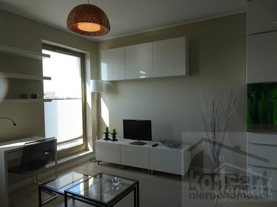 Centrum. Umebl. apartament 2pok. balkon 2600+340 - Zdjęcie 1