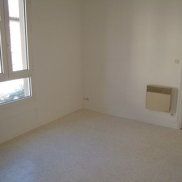 RUE ROGER SALENGRO, Reims - Photo 1