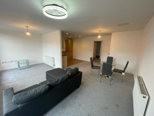 2 bedroom flat to rent - Photo 1