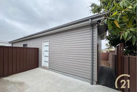 Brand New 2 Bedroom Granny Flat&comma; Located in Greenfield Park&excl; - Photo 5