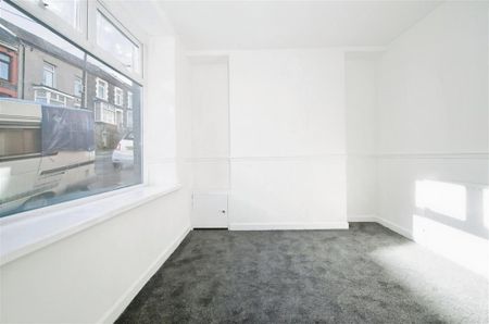 Tower Street, PONTYPRIDD - Photo 2