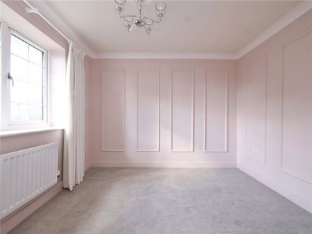 4 bedroom detached house to rent - Photo 4