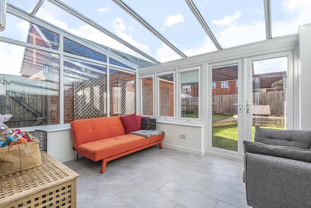 4 bedroom house to rent - Photo 1