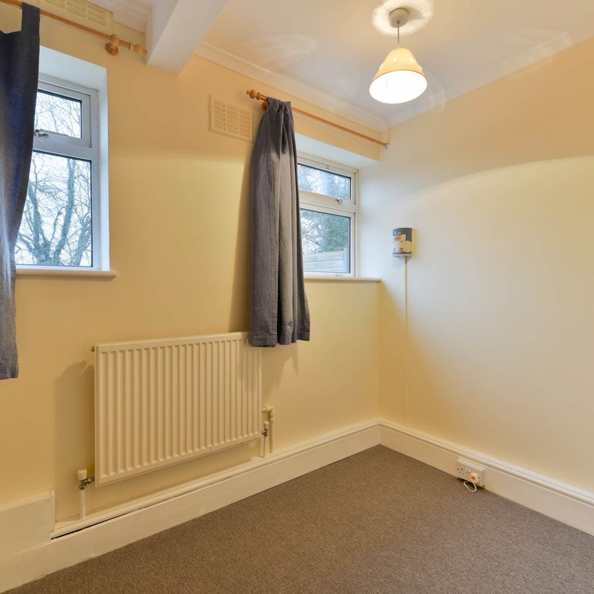 Rosebank, Epsom - Photo 1