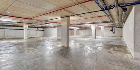 Appartement te huur in Antwerpen voor € 1.090 met 2 slaapkamers - Photo 2