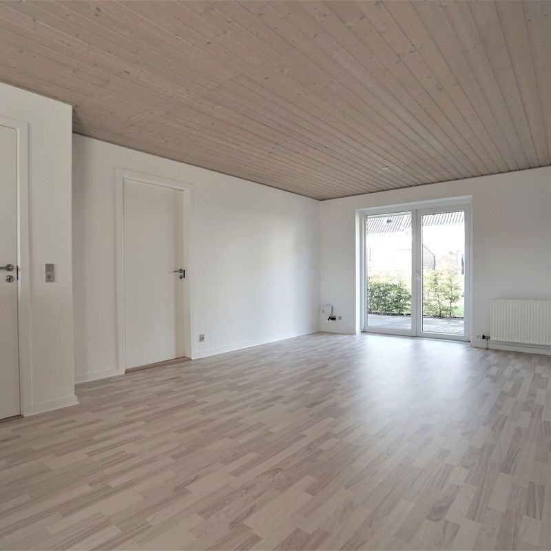 4-værelses Rækkehus på 85 m² i Harlev J - Photo 1