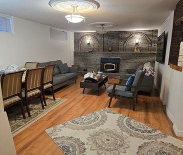 For Lease - 53 Caines Avenue, Toronto, Ontario - Photo 5